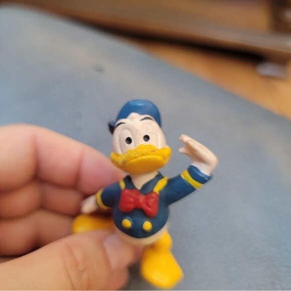 VINTAGE Disney Plastic Toy Mini Figure Lot - Picture 2 of 4
